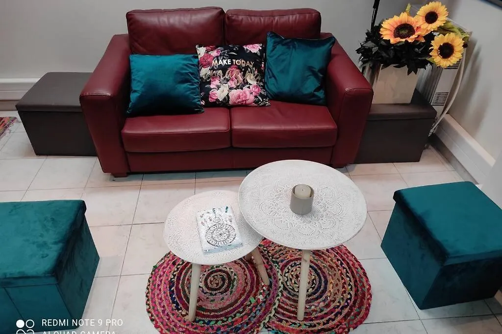 Marina'S Boho Chic Central Studio Near Seaside Thessaloniki 0*,  Greece